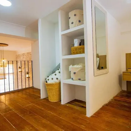 Beatiful Duplex In The Walled City Apartamento